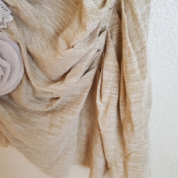 C Keer Gold Shimmer Sleeveless Floral Boho Top - Picture 6 of 7